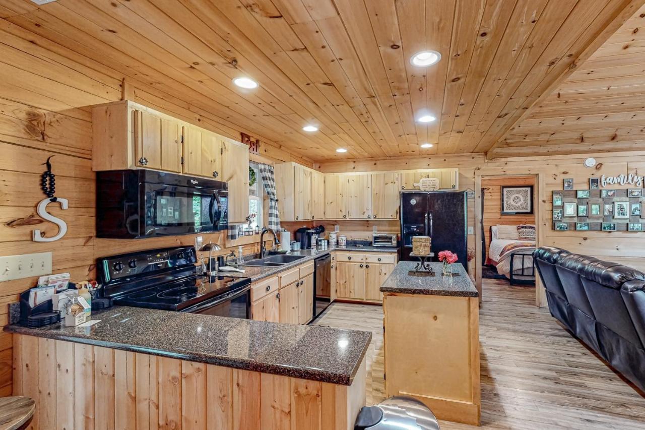 Wild Rose Cabin Лейк-Луре Екстер'єр фото